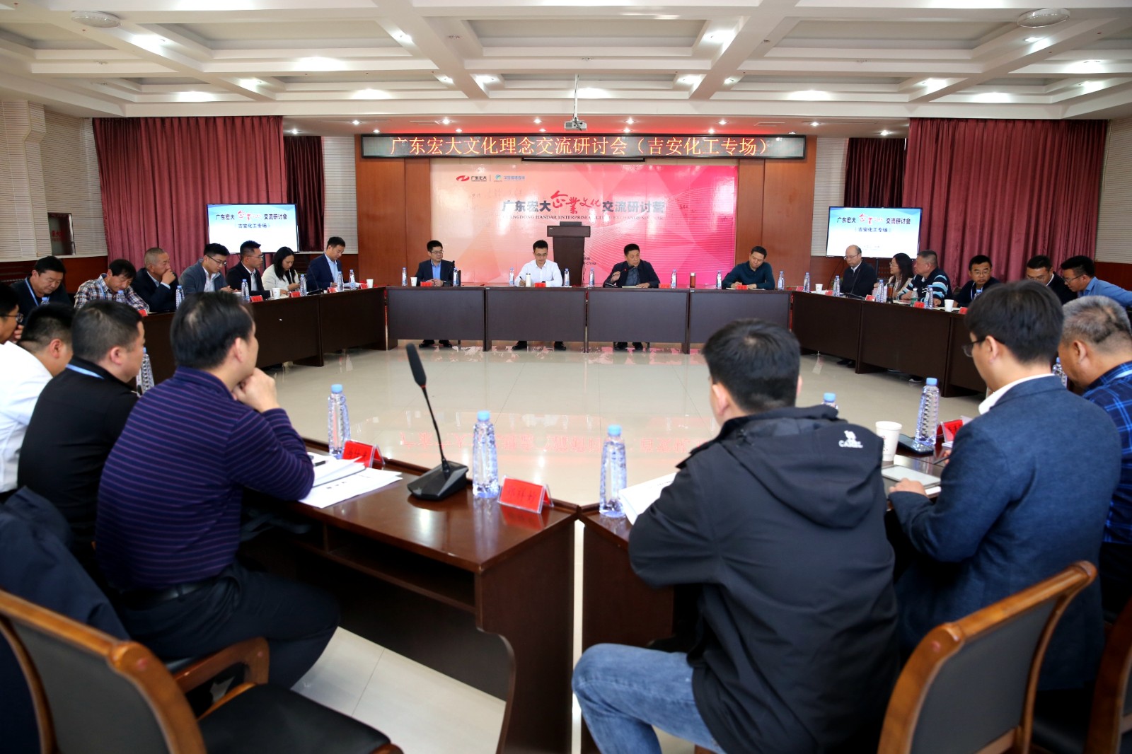 4.����Ӫ�᳡.jpg